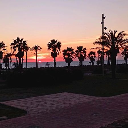 Encantador Atico Con Chimenea Y Piscina En Almeria Retamar  Exterior foto