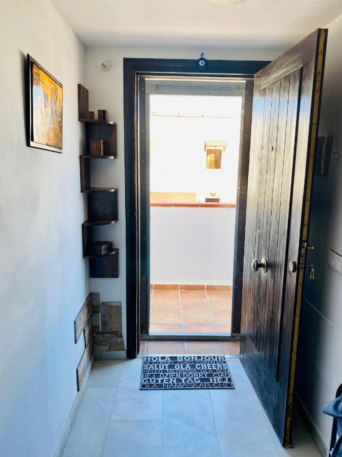 Encantador Atico Con Chimenea Y Piscina En Almeria Retamar  Exterior foto