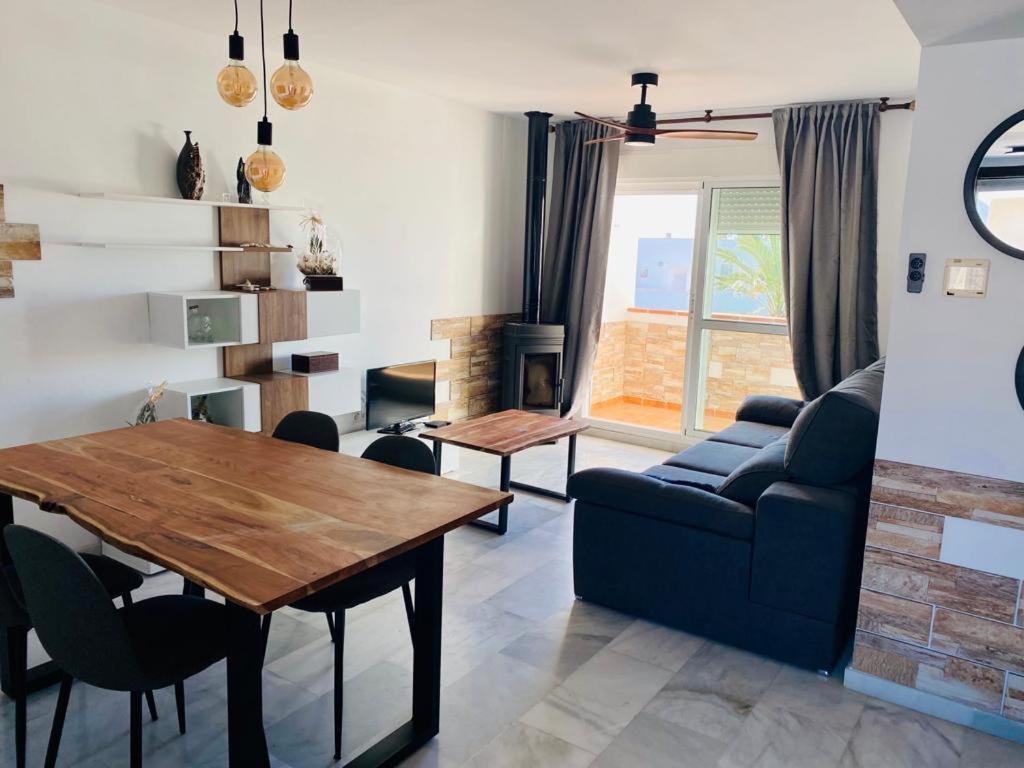 Encantador Atico Con Chimenea Y Piscina En Almeria Retamar  Exterior foto